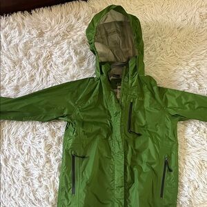 REI Kids Green Raincoat medium 10/12